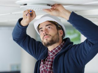 Contractors: 6 Reasons You Should Ditch the Hardware Store Lighting Aisle